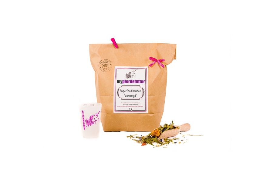 Superfood Kräuter Sommer-Zeit